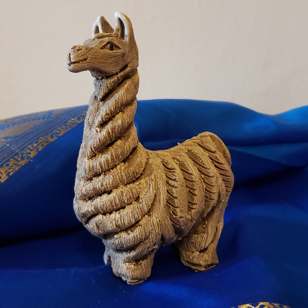 Llama with Deep Texture